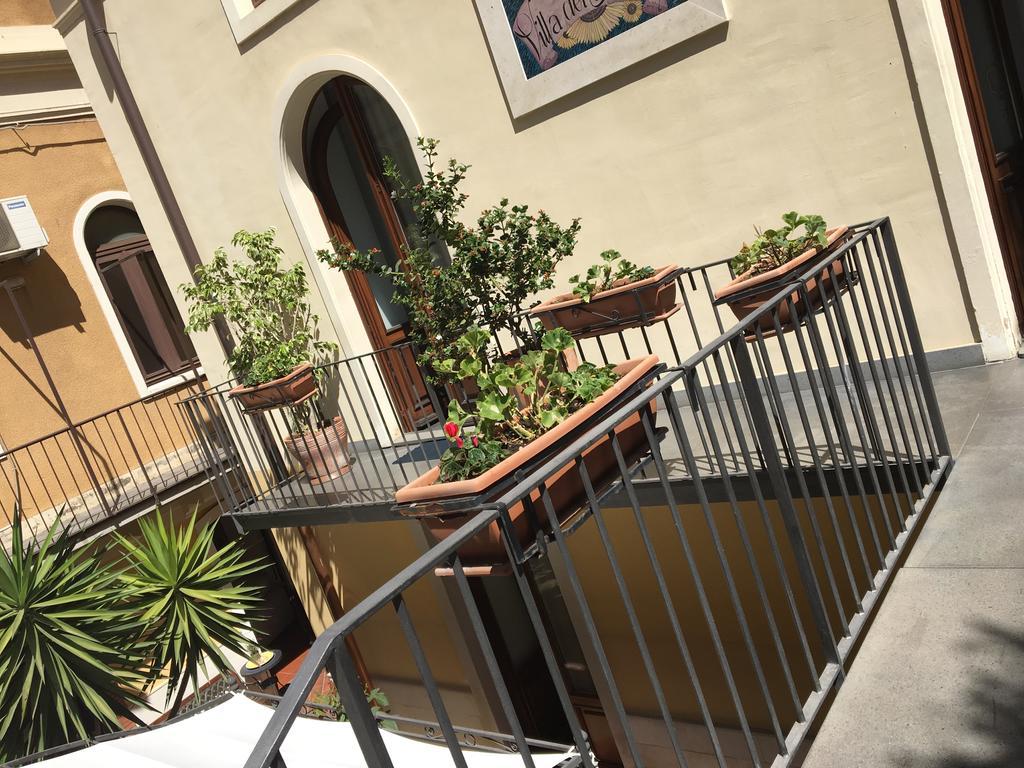 B&B Villa Dei Girasoli Catania Esterno foto